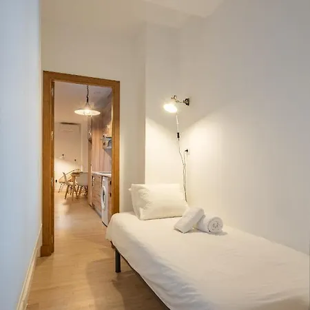 Dona Elvira Parras Malaga
