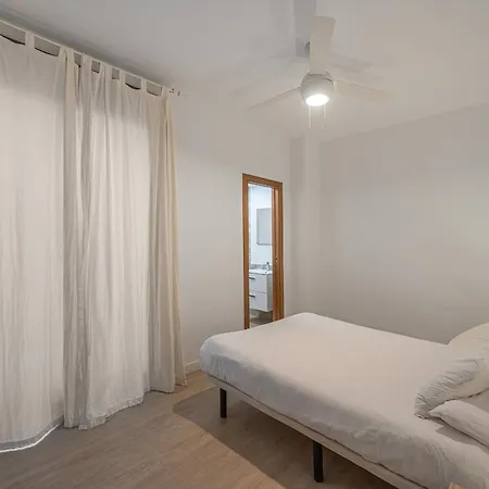Dona Elvira Parras Apartment *